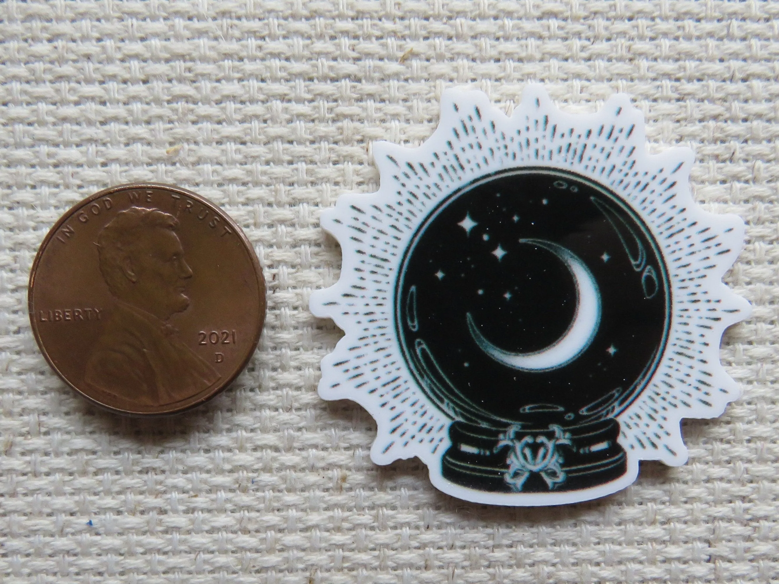 Moon in a Crystal Ball Needle Minder, Cover Minder, Magnet