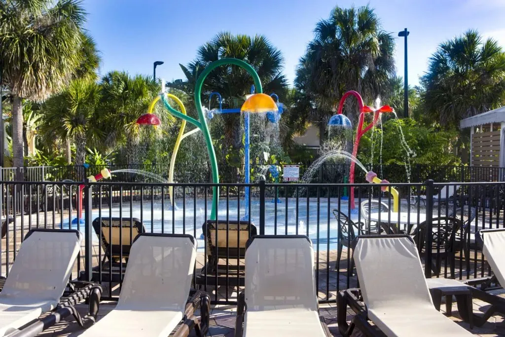 Orlando Hotels - FantasyWorld Resort