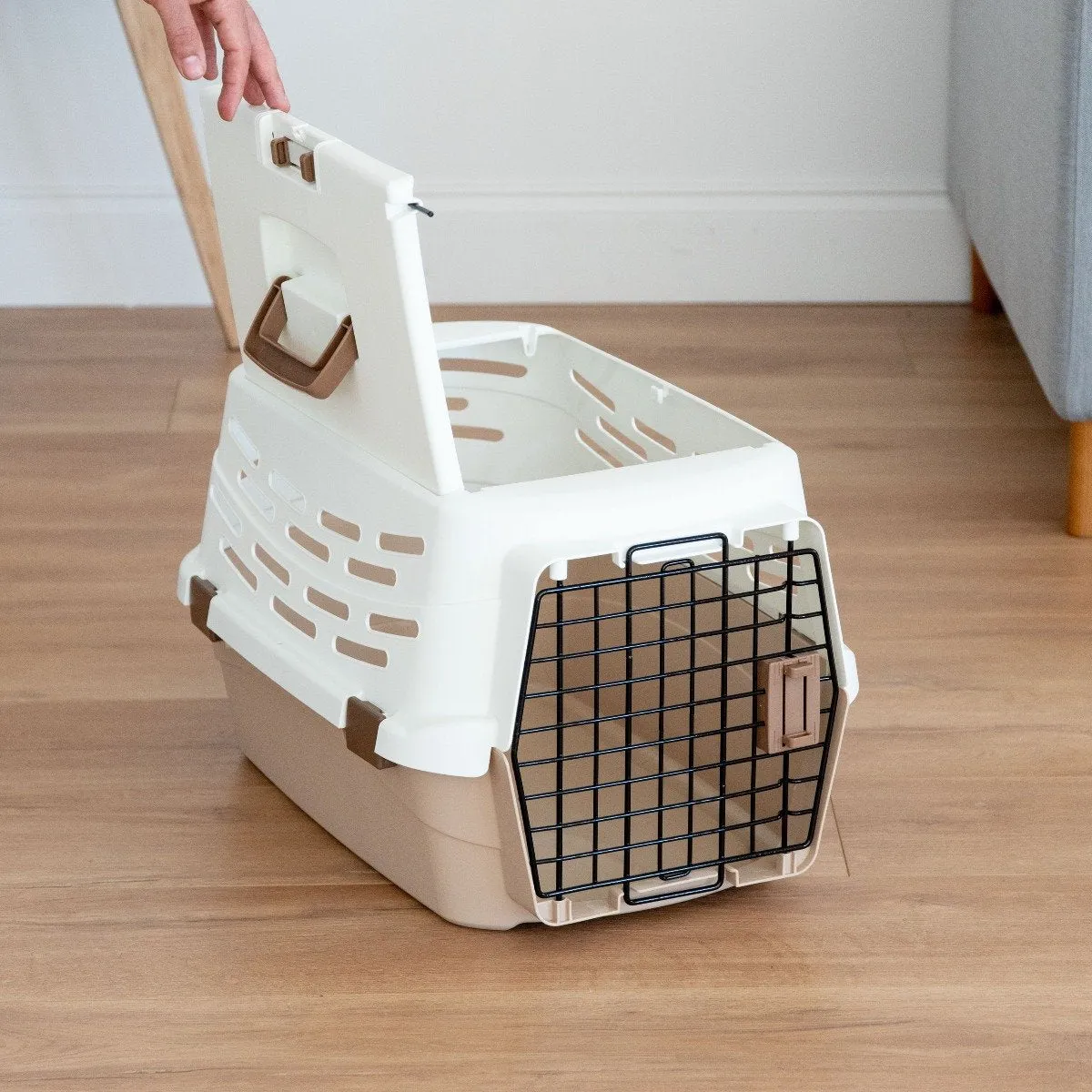 Pet Travel Carrier - Medium